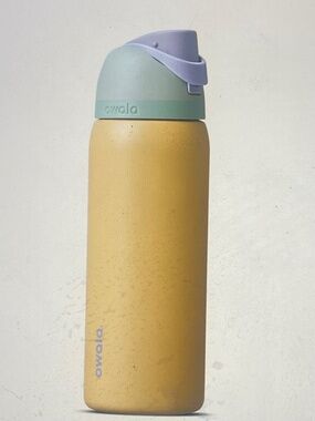 Owala FreeSip Water Bottle -32 oz.